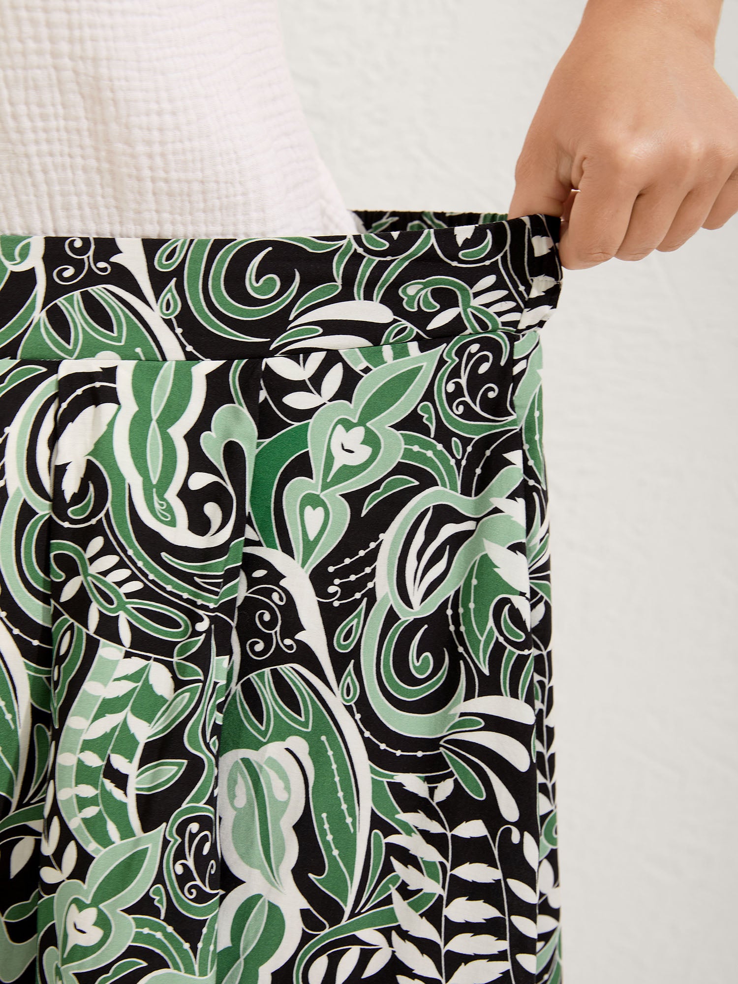 Forest Print Flowy Midi Skirt