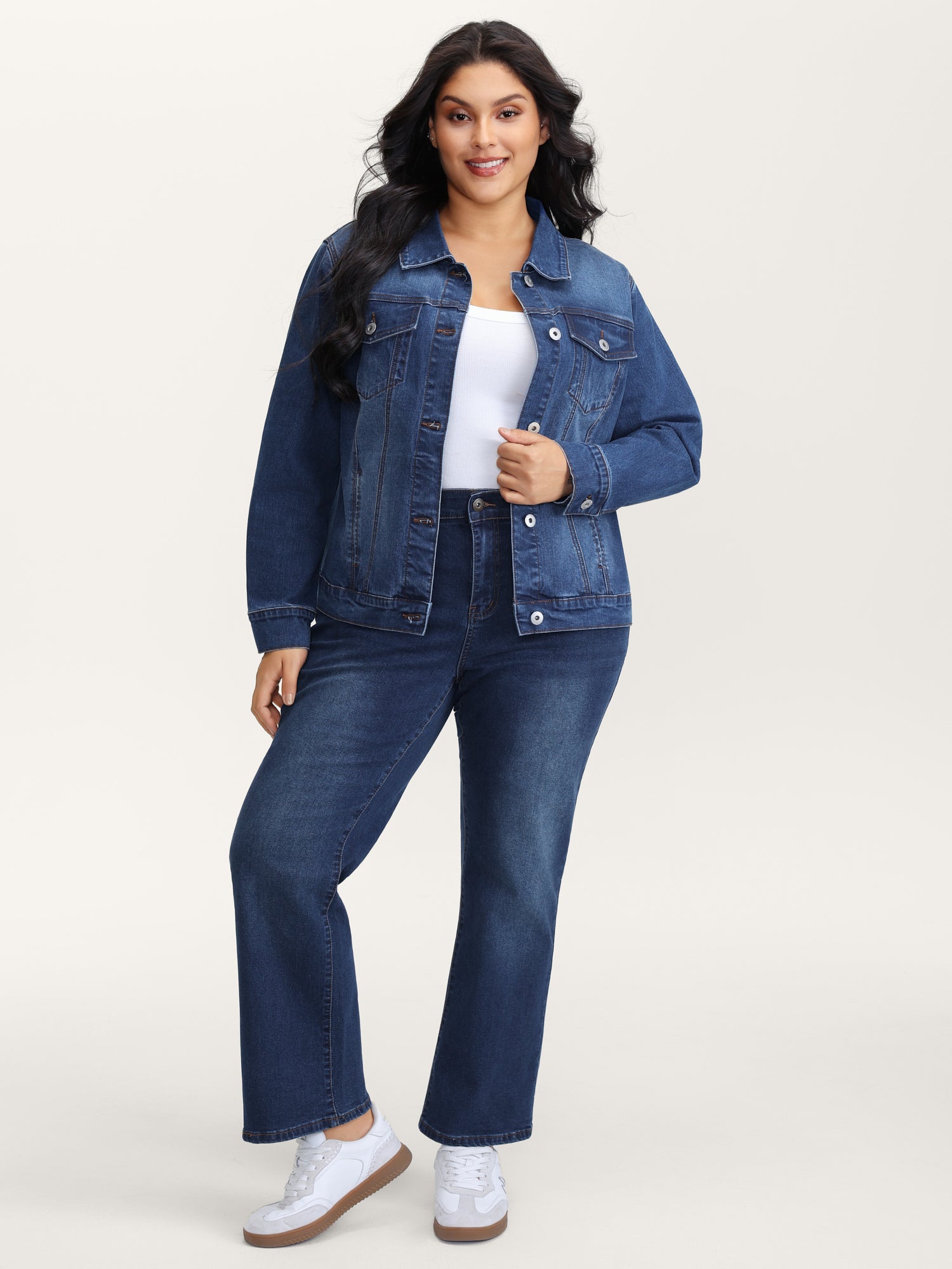 Seamed Chest Pockets Button Denim Jacket
