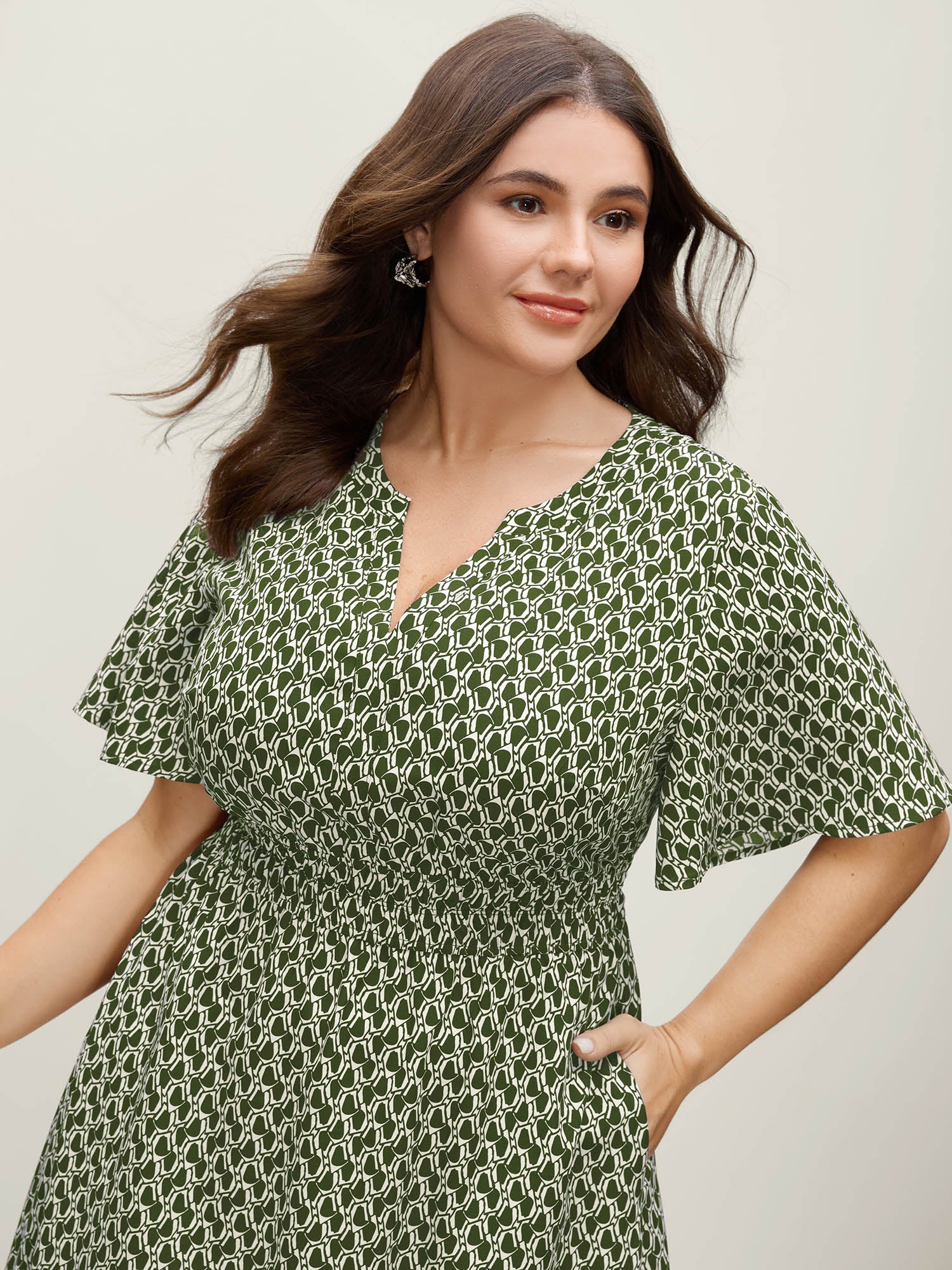 Geometric Print Waist-Cinched Tiered Midi Dress