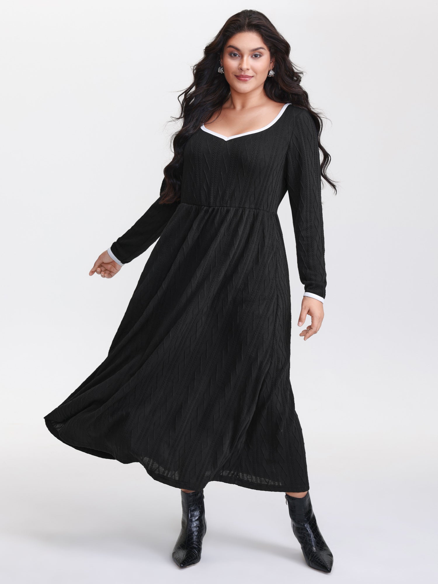 Color Contrast Pockets Knit Maxi Dress