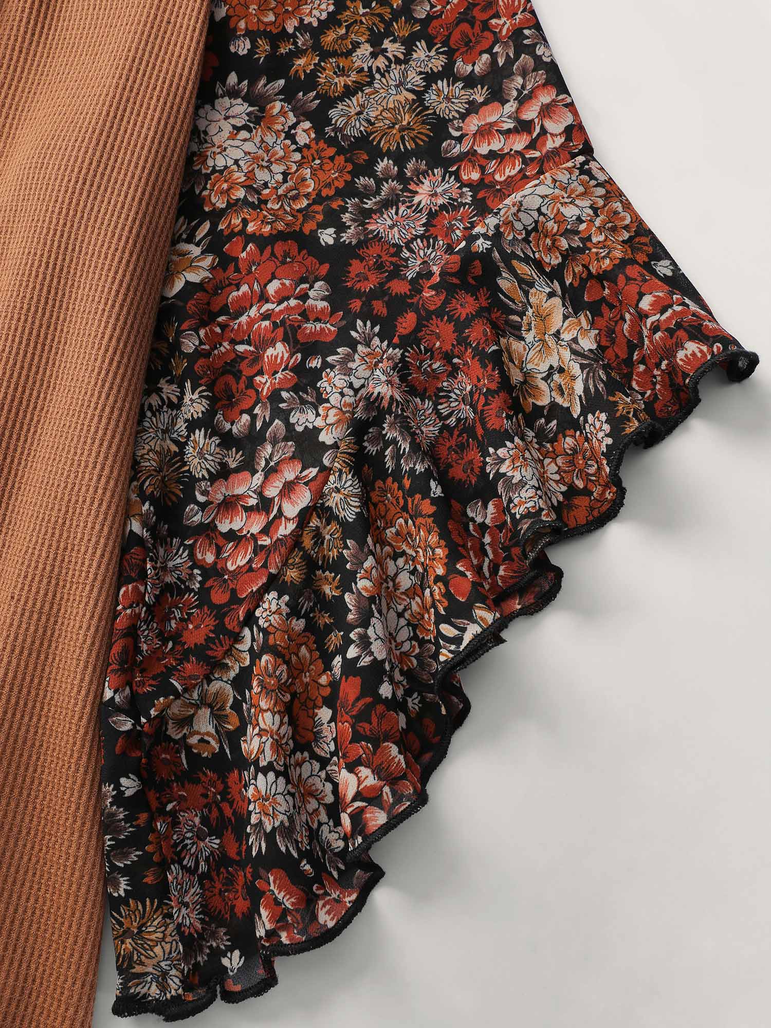 Colorblock Floral Sleeve Flowy Knit Top