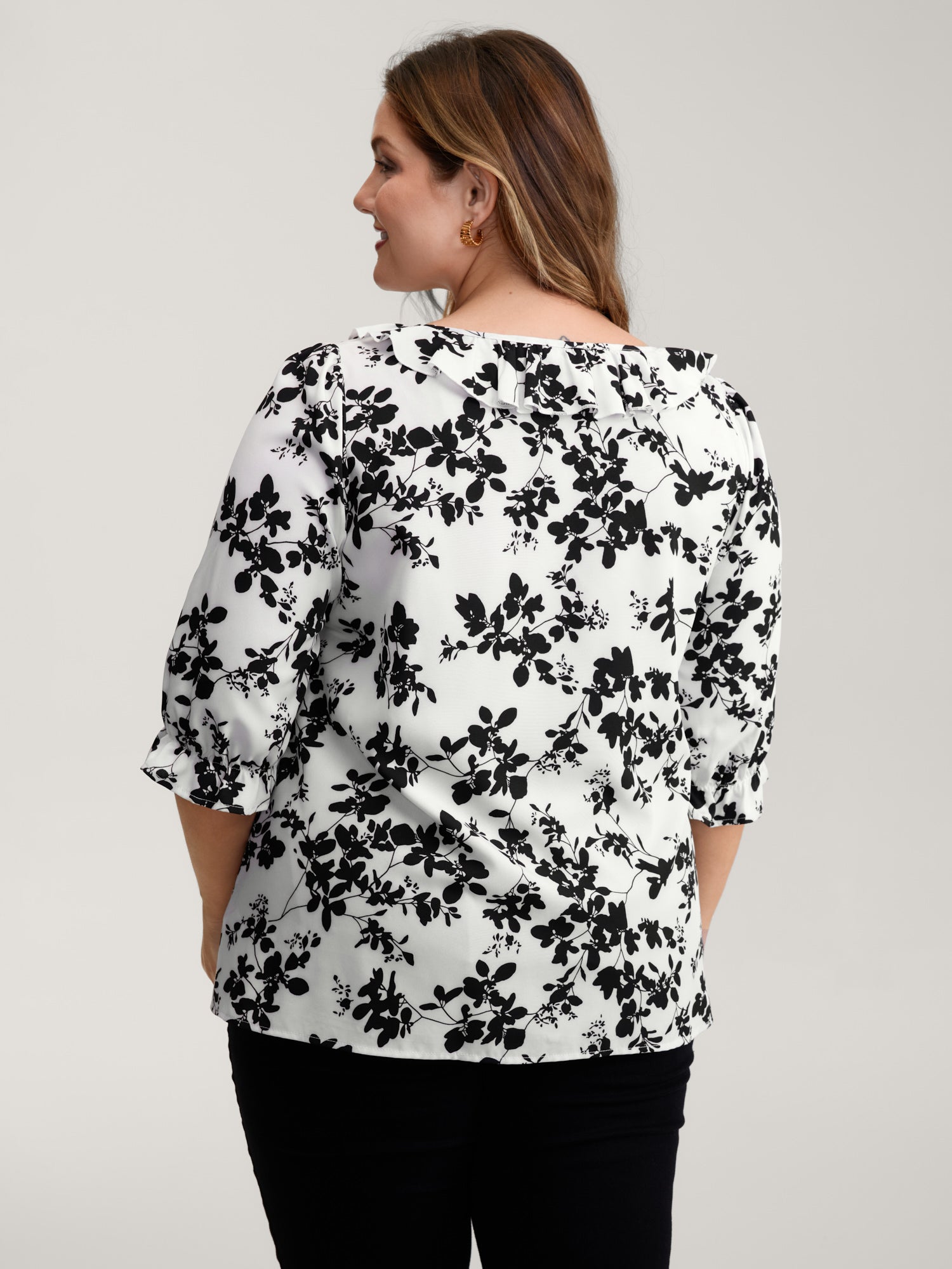 Fall Silhouette Florals Button Ruffled Blouse