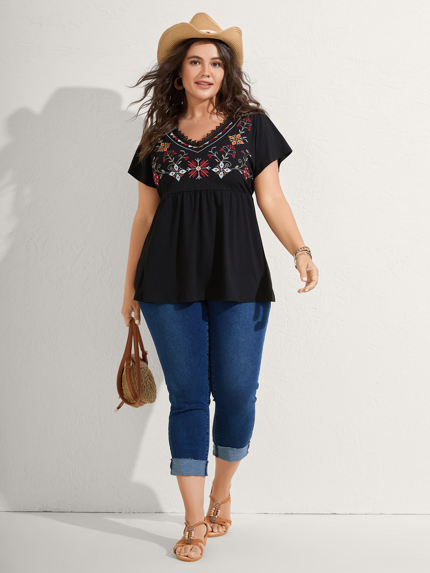 Color Floral Embroidery Lace Knit Top