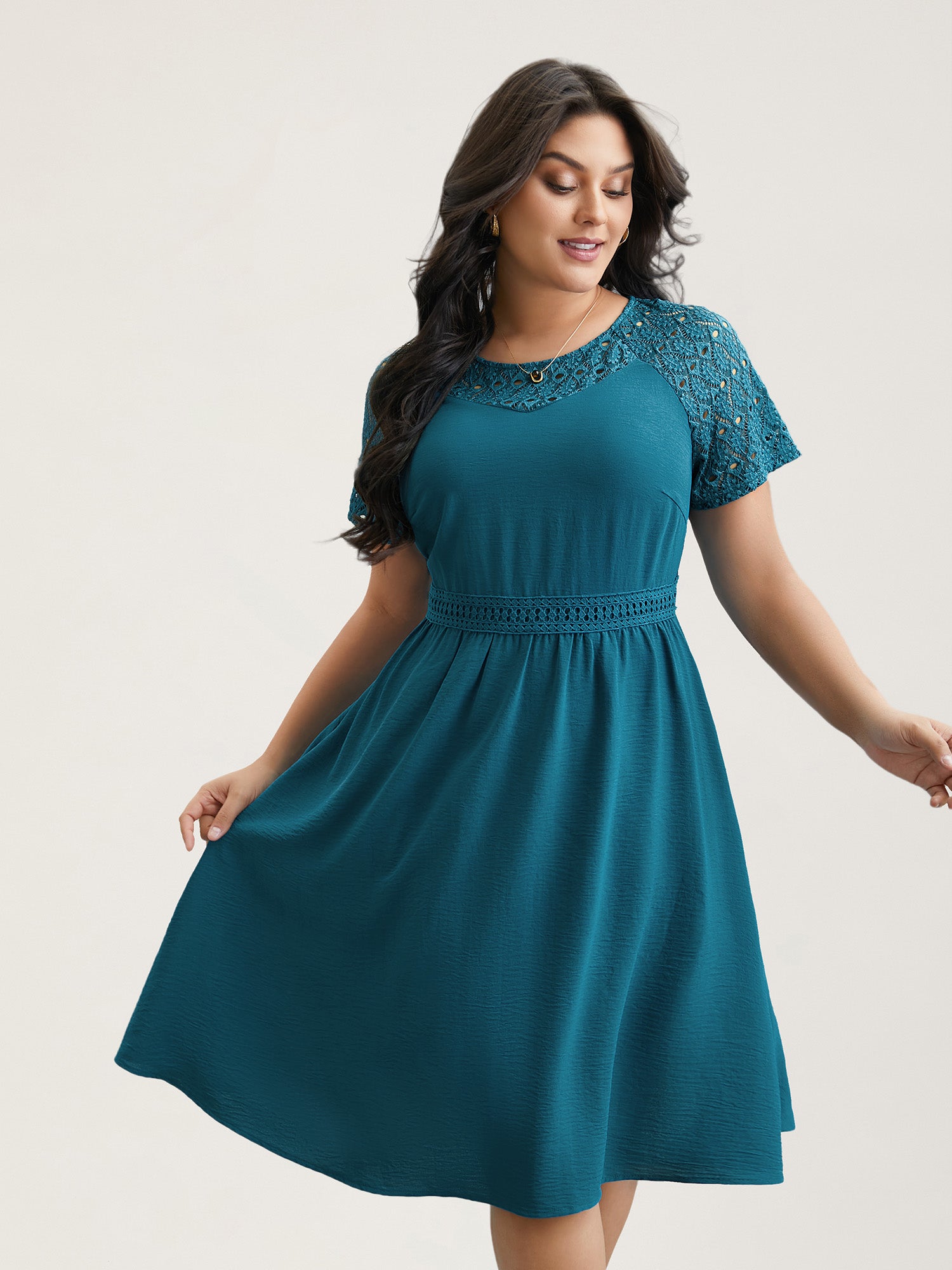 Lace Cut-Out Raglan Sleeve Pockets Midi Dress